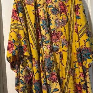 Boutique Floral Kimono in Yellow